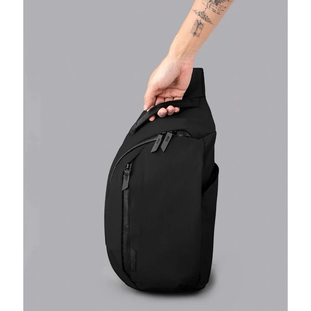 ALPAKA Metro Crossbody Right Shoulder Sling Bag Black Axoflux 210D NWT